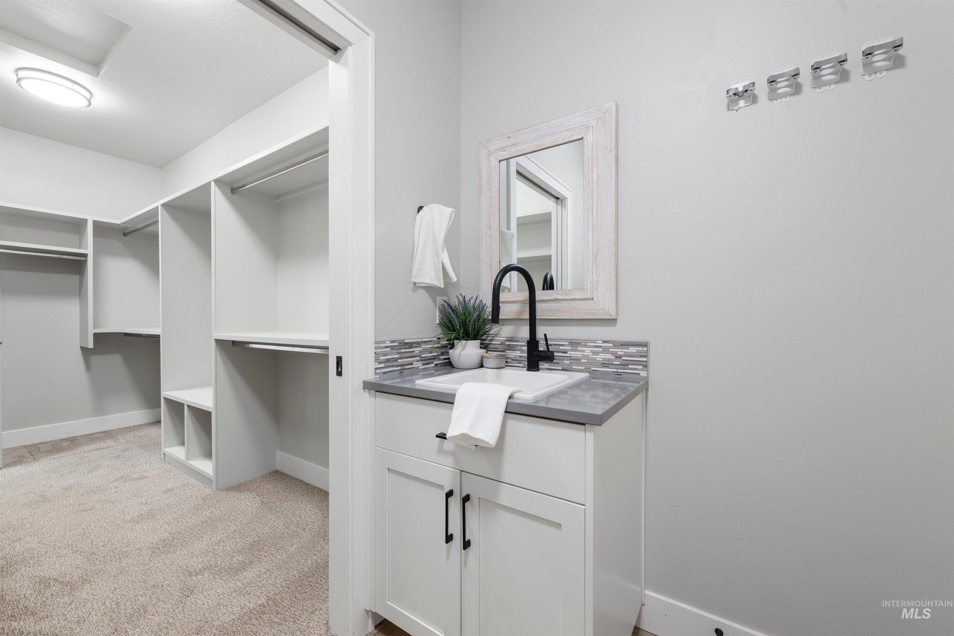 11784 W Sailing Hawk Drive