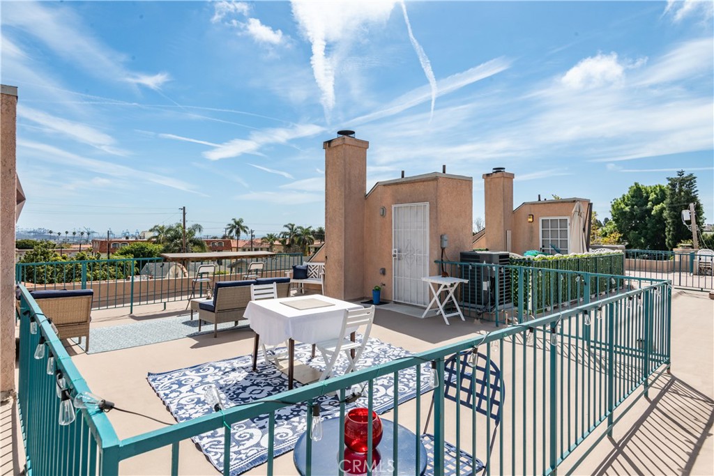 1158 W 11th Street I