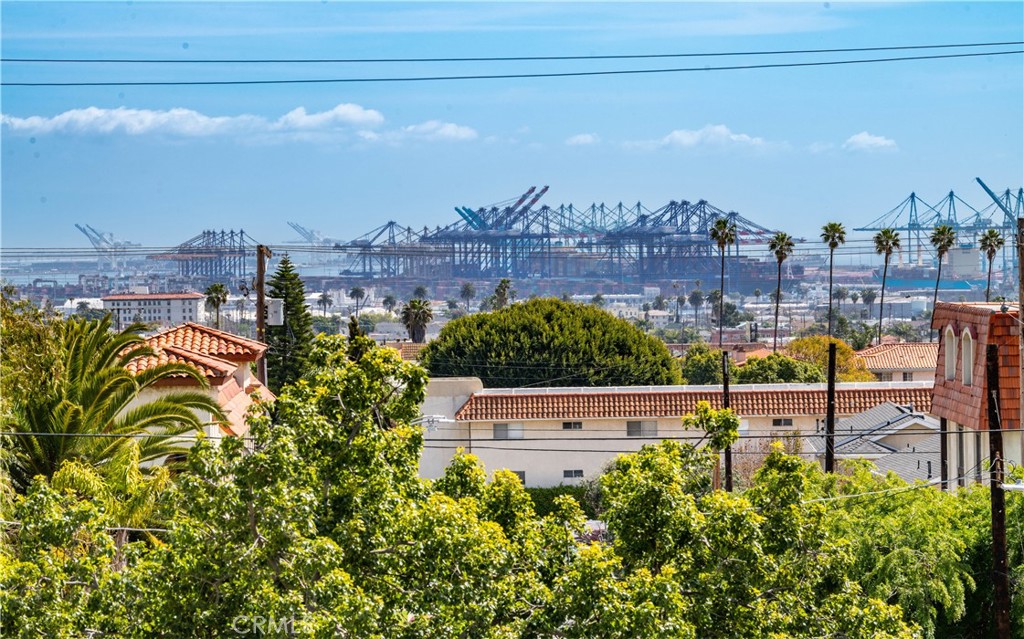 1158 W 11th Street I