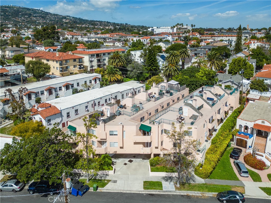 1158 W 11th Street I