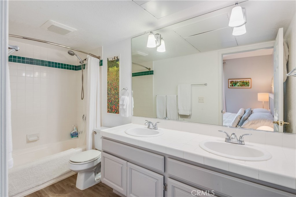 1158 W 11th Street I