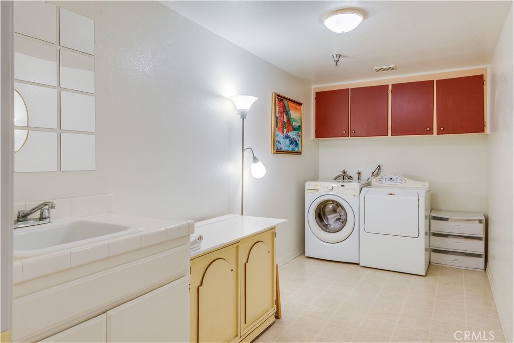 1158 W 11th Street I