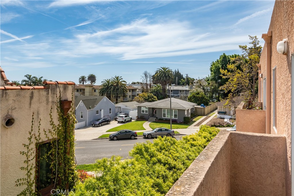 1158 W 11th Street I