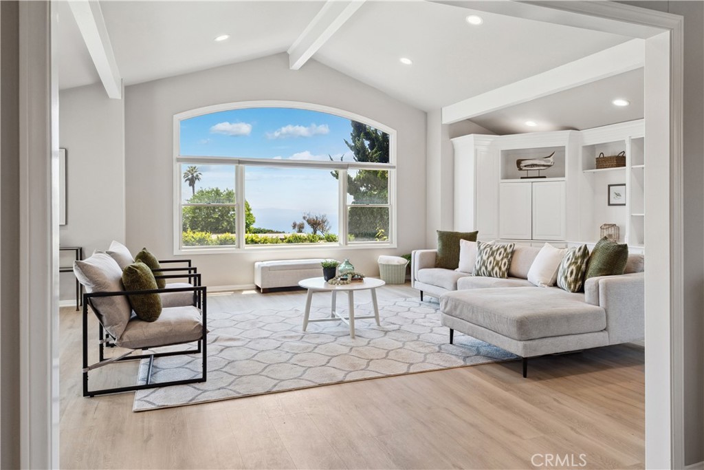 3316 Narino Drive