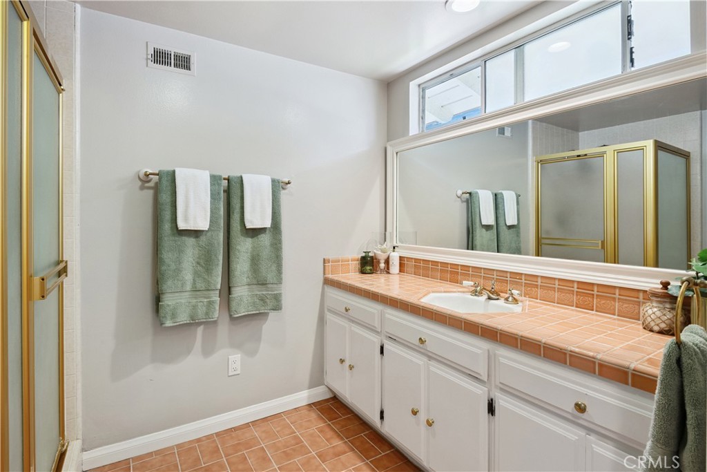 3316 Narino Drive