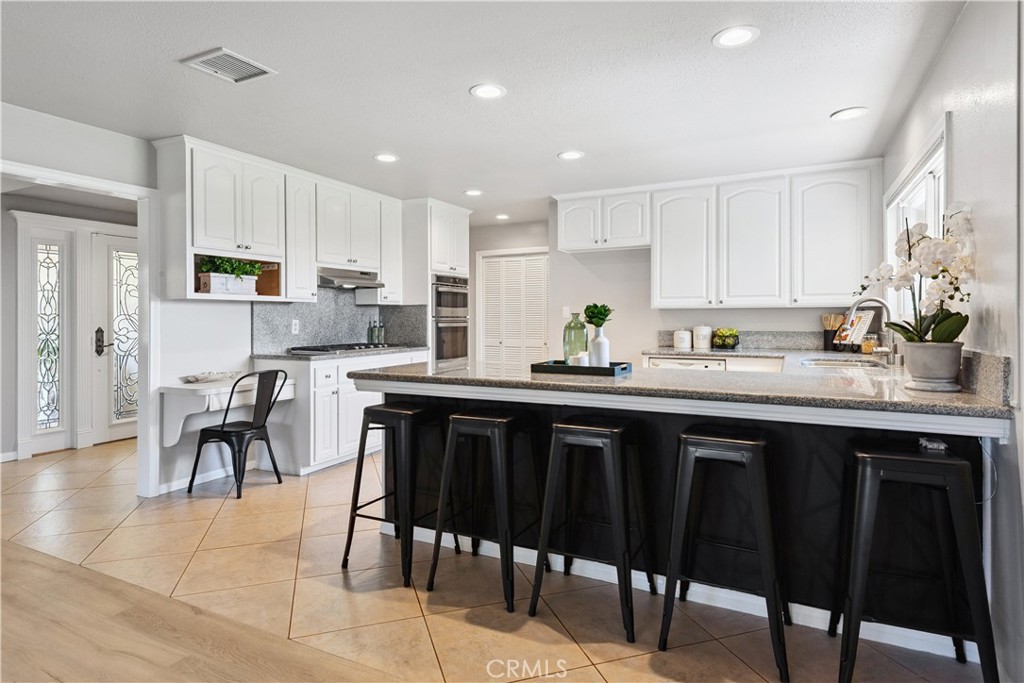 3316 Narino Drive