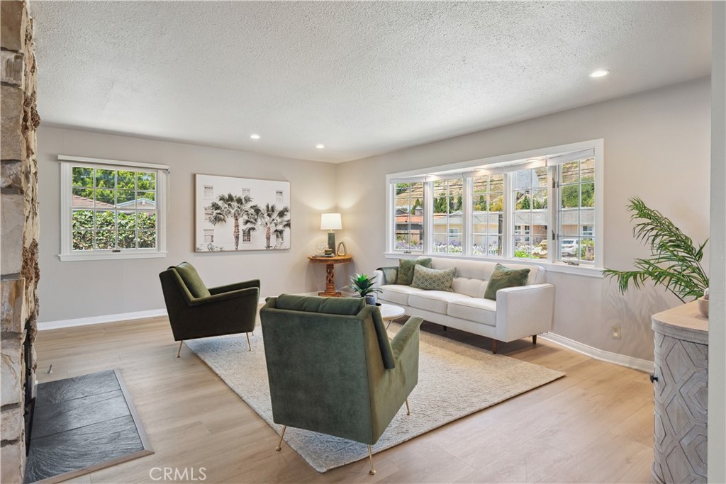 3316 Narino Drive