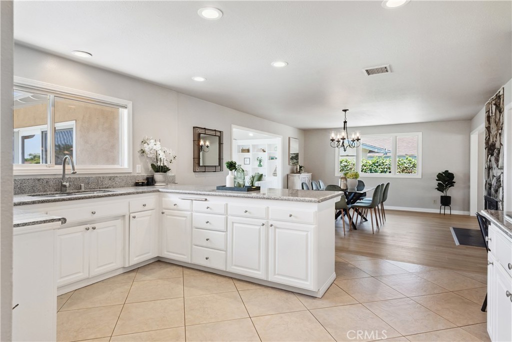 3316 Narino Drive