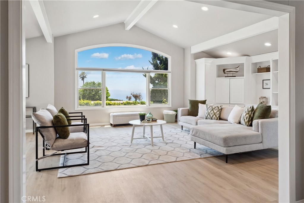 3316 Narino Drive