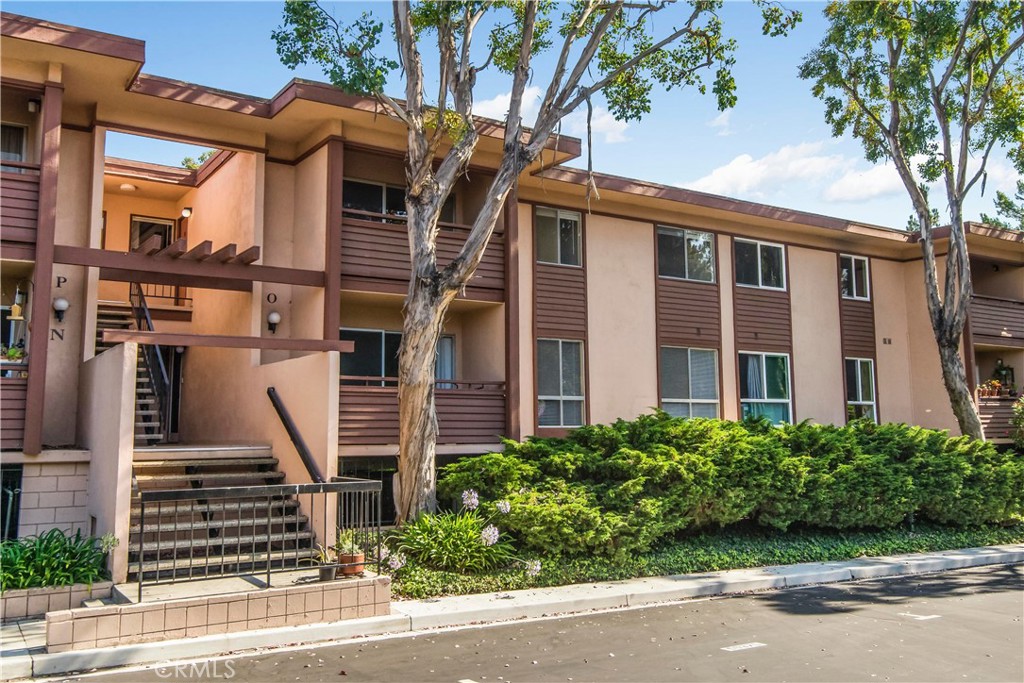 5937 Armaga Spring Road O