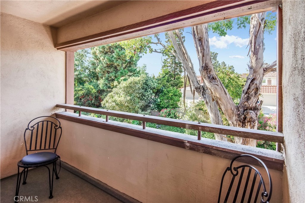 5937 Armaga Spring Road O