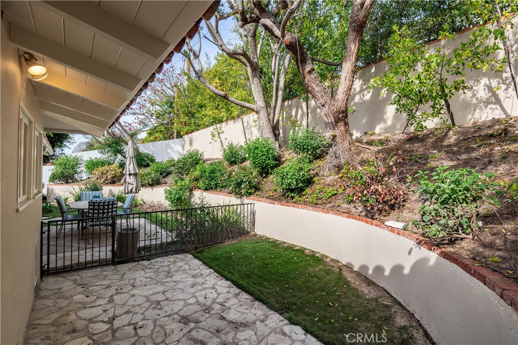 3401 Paseo Del Campo