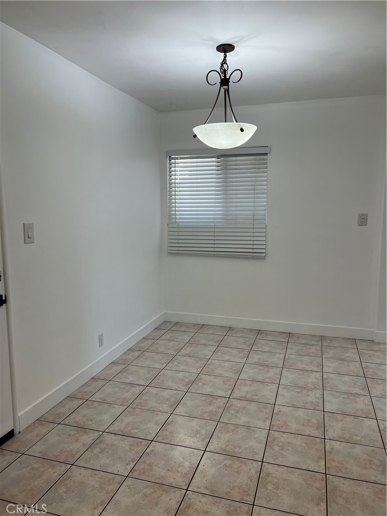 1832 Santa Rena