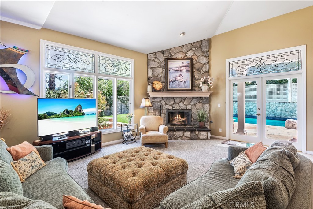 1 Colina Lane