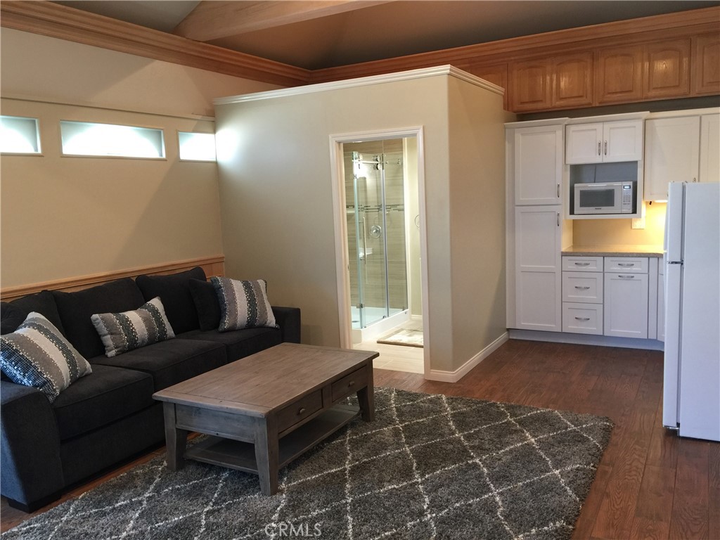 1 Colina Lane