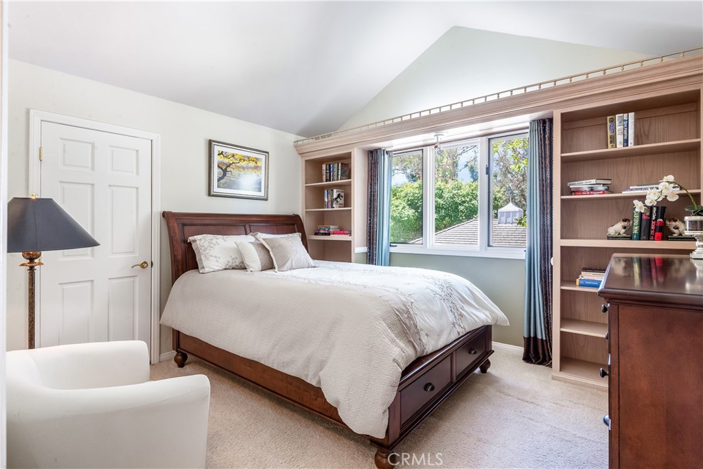 1 Colina Lane