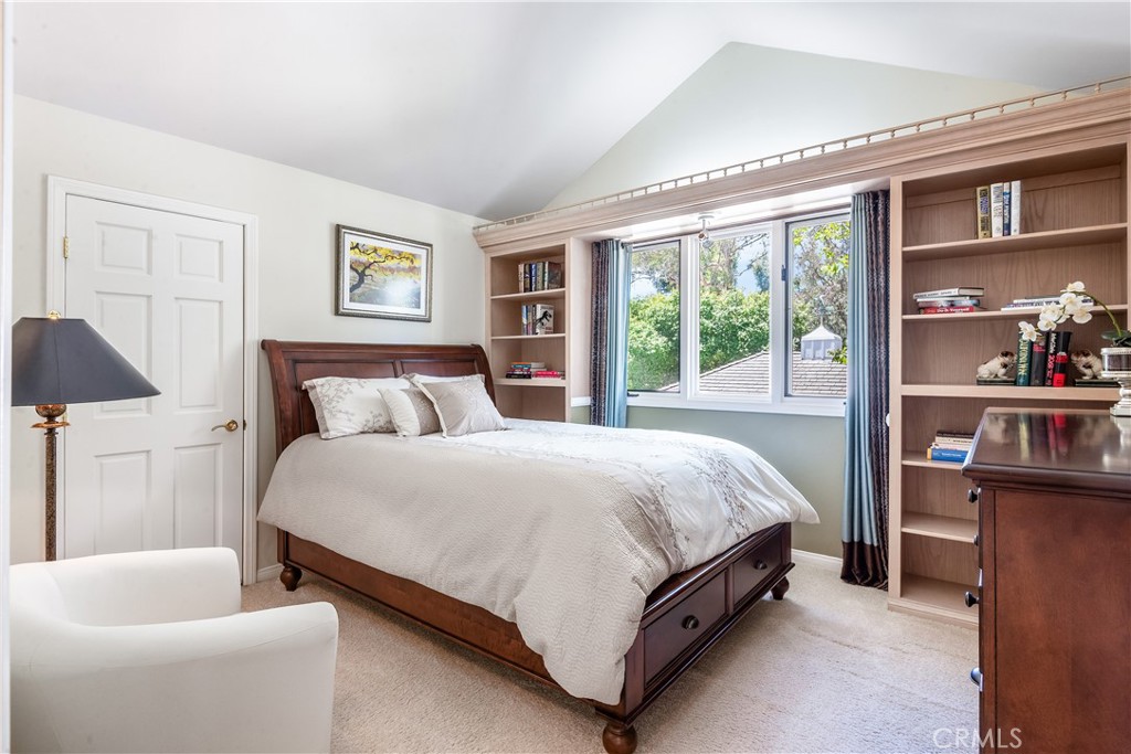 1 Colina Lane