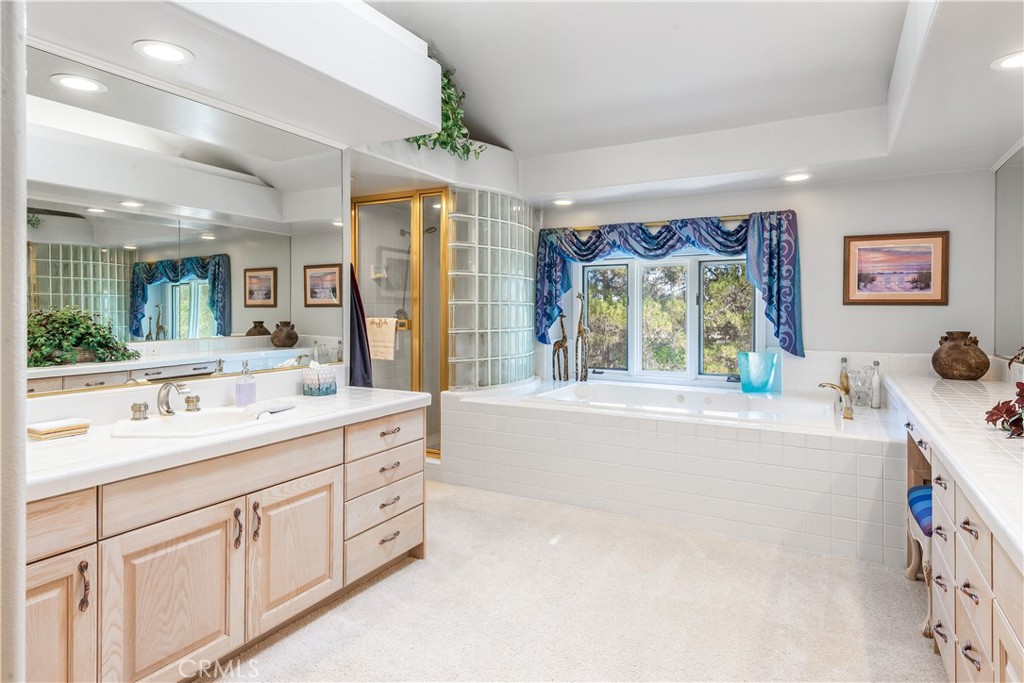 1 Colina Lane