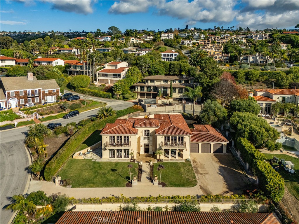 3004 Paseo Del Mar