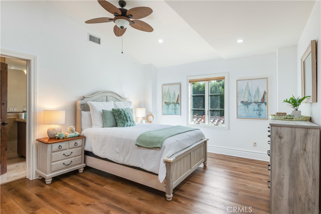 3004 Paseo Del Mar