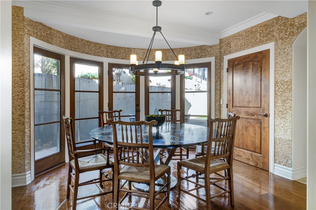 3004 Paseo Del Mar
