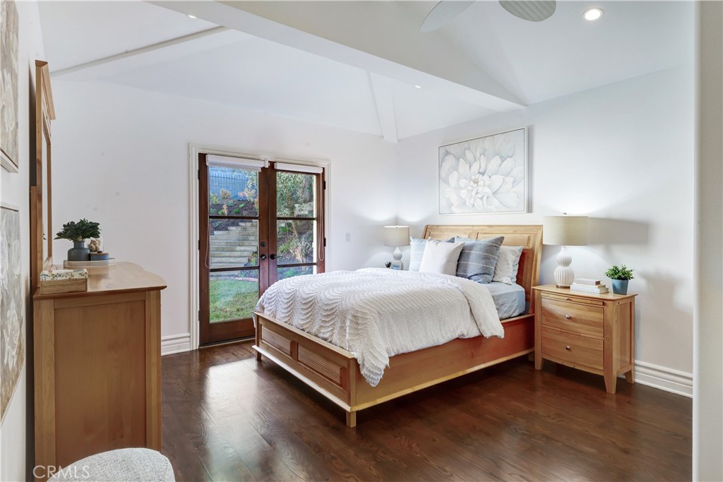3004 Paseo Del Mar