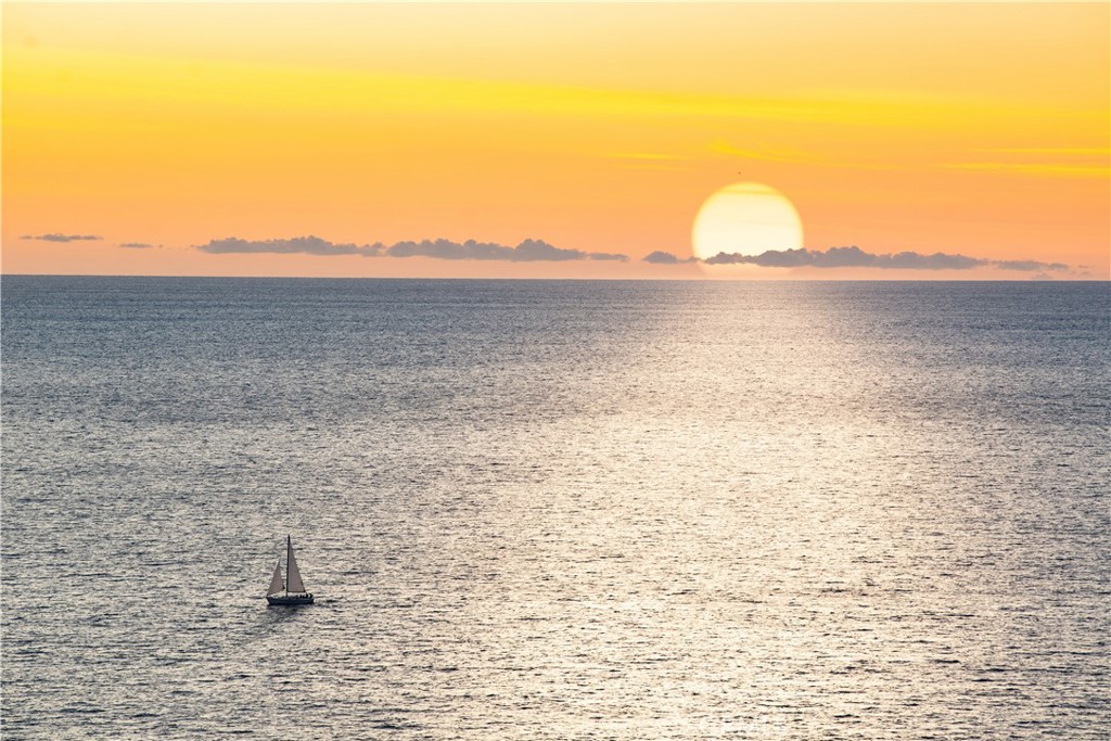 3004 Paseo Del Mar