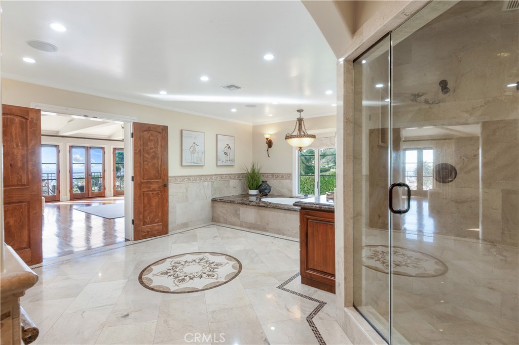 3004 Paseo Del Mar