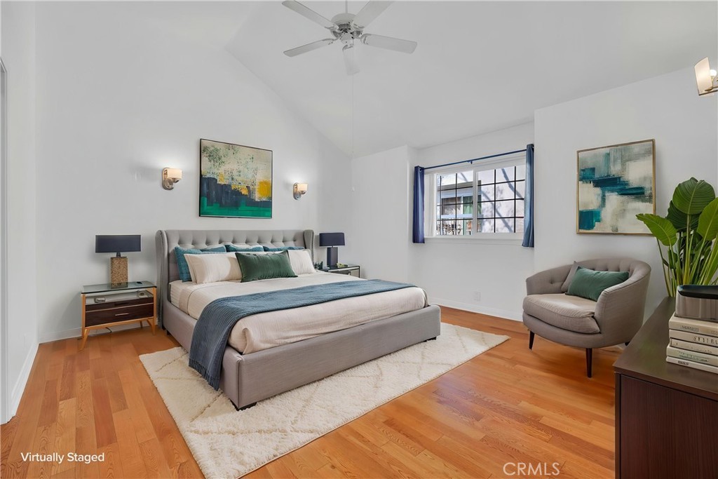313 N Broadway 9