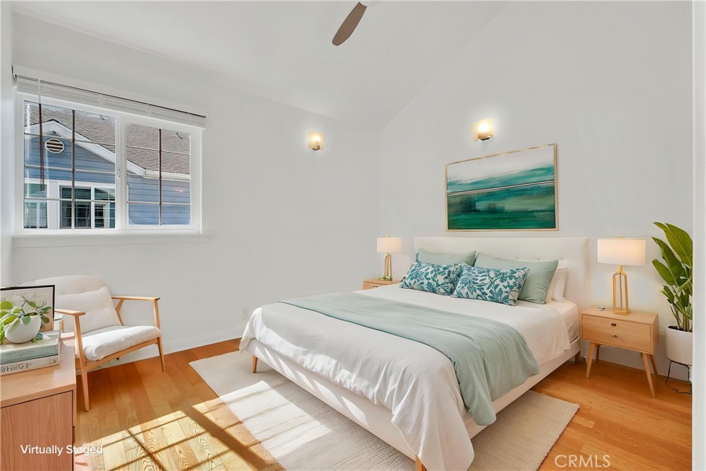 313 N Broadway 9