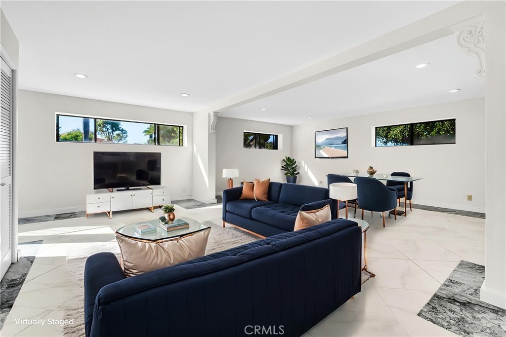 1315 Granvia Altamira
