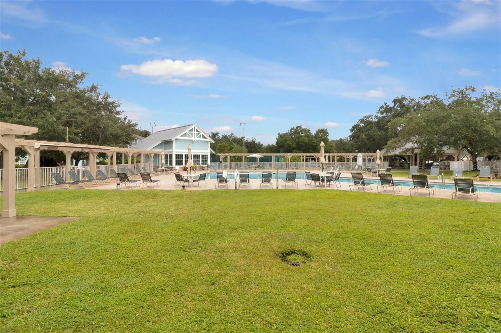 1350 OLD OAK TRL