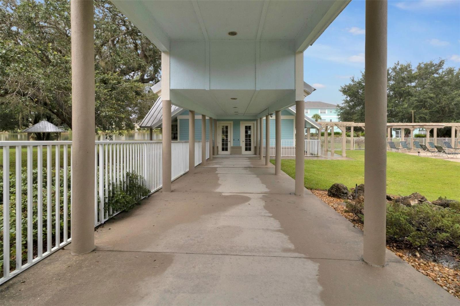 1350 OLD OAK TRL