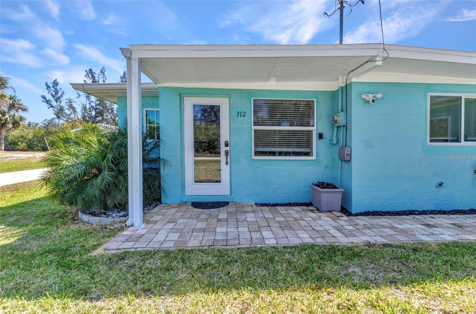 312 DARST AVE
