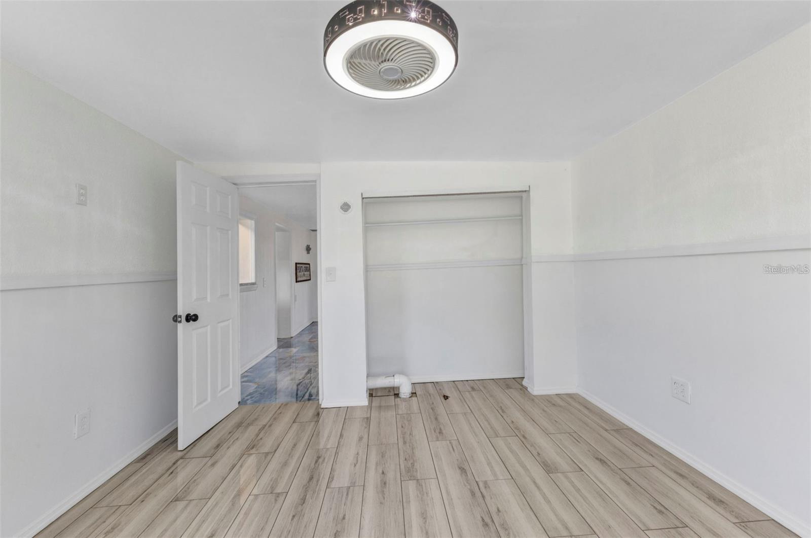 312 DARST AVE
