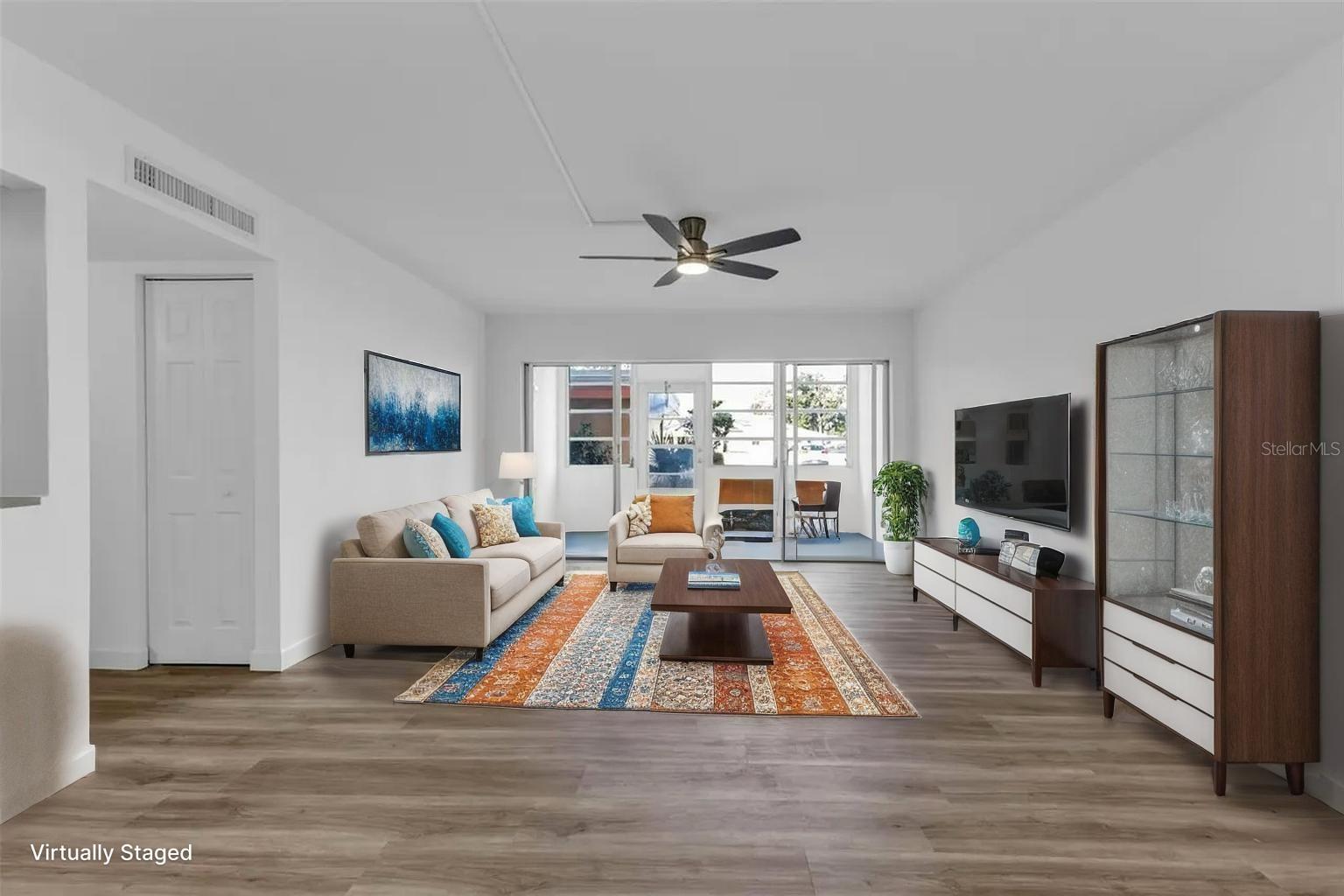 2290 AARON ST #109