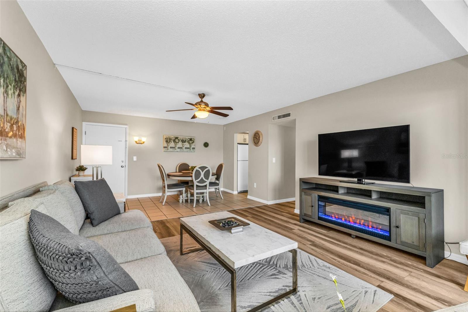 2290 AARON ST #213