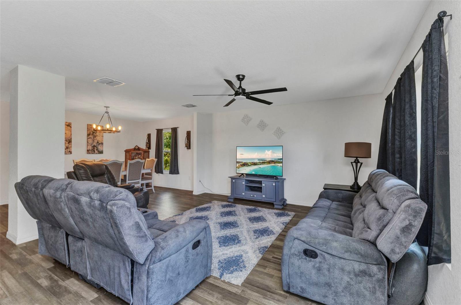 3799 LAREDO AVE