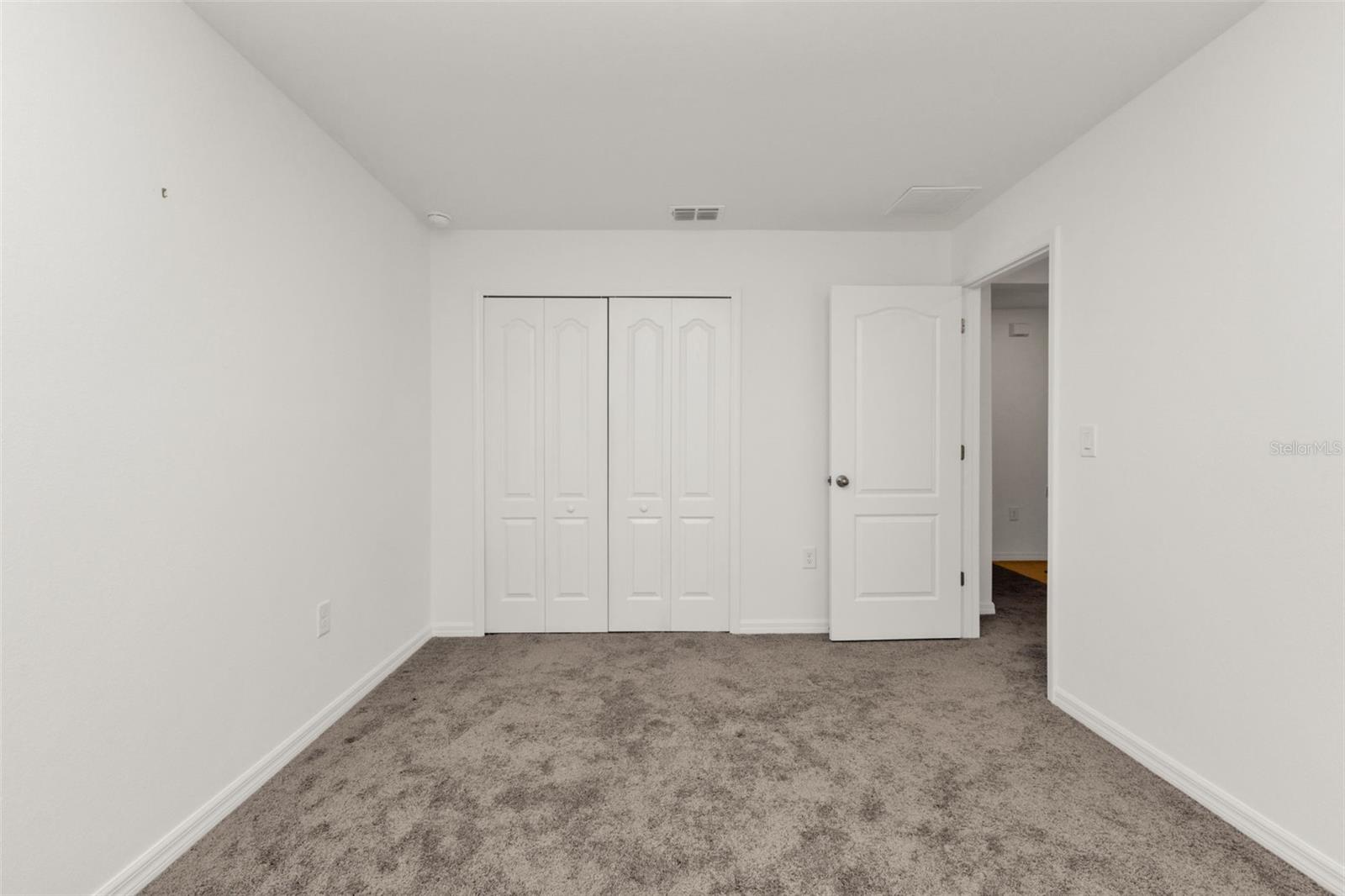 1074 MARCUS ST