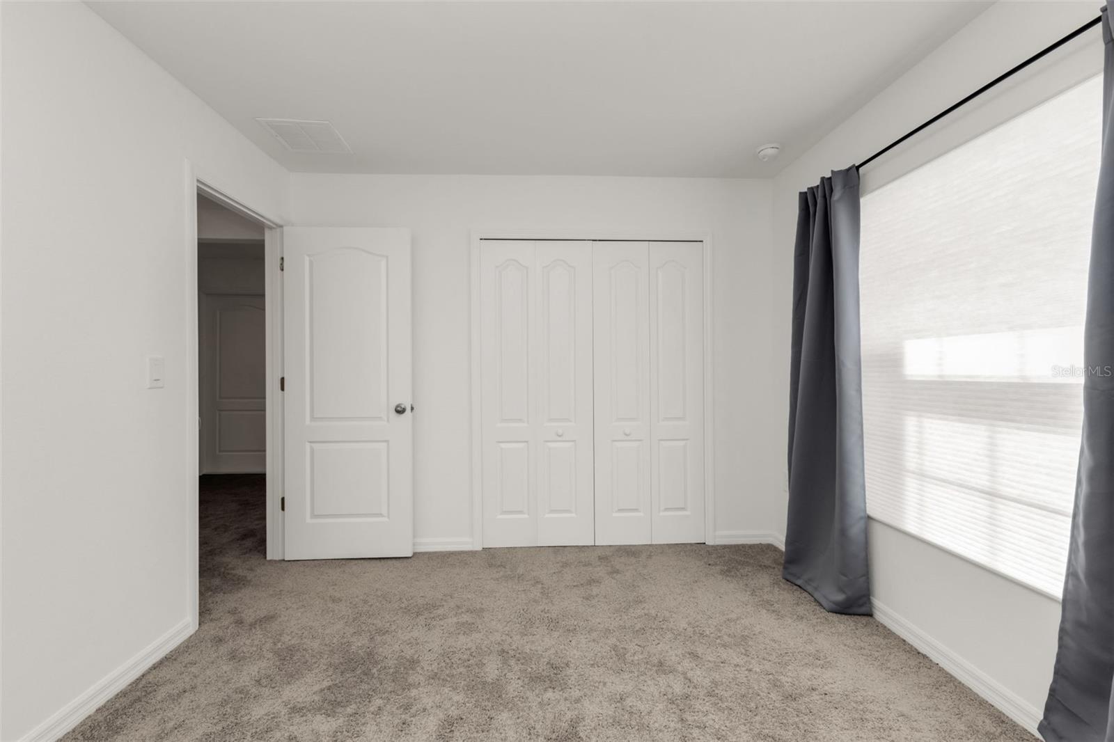 1074 MARCUS ST