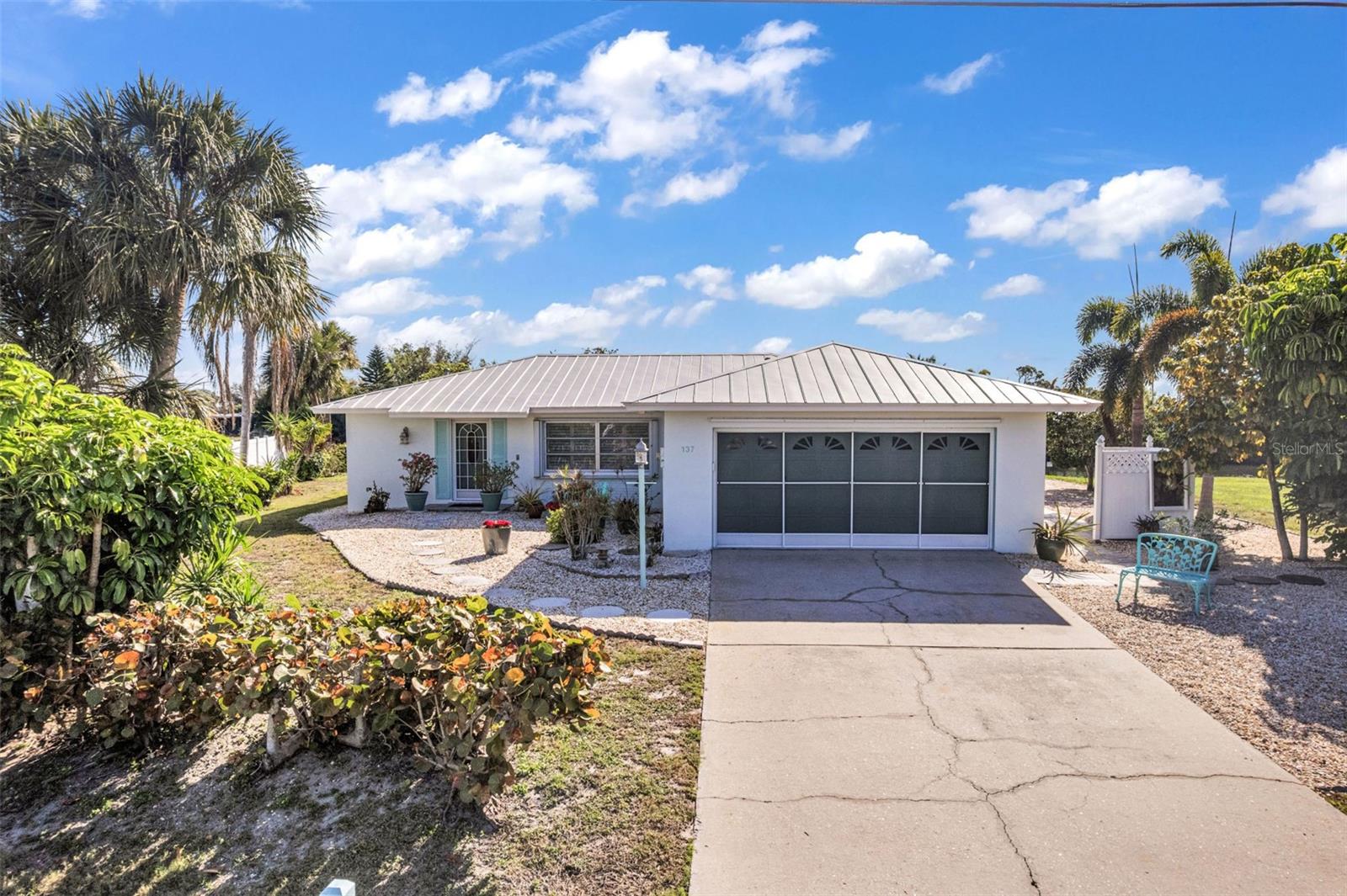 137 BEDFORD DR NE