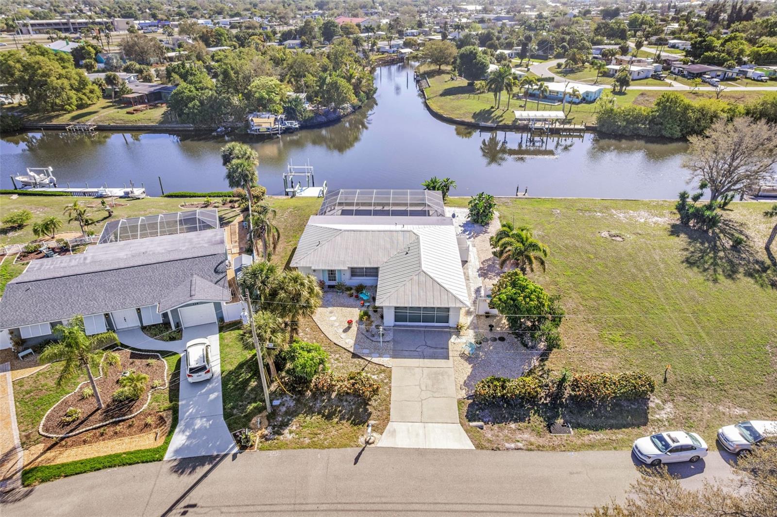 137 BEDFORD DR NE