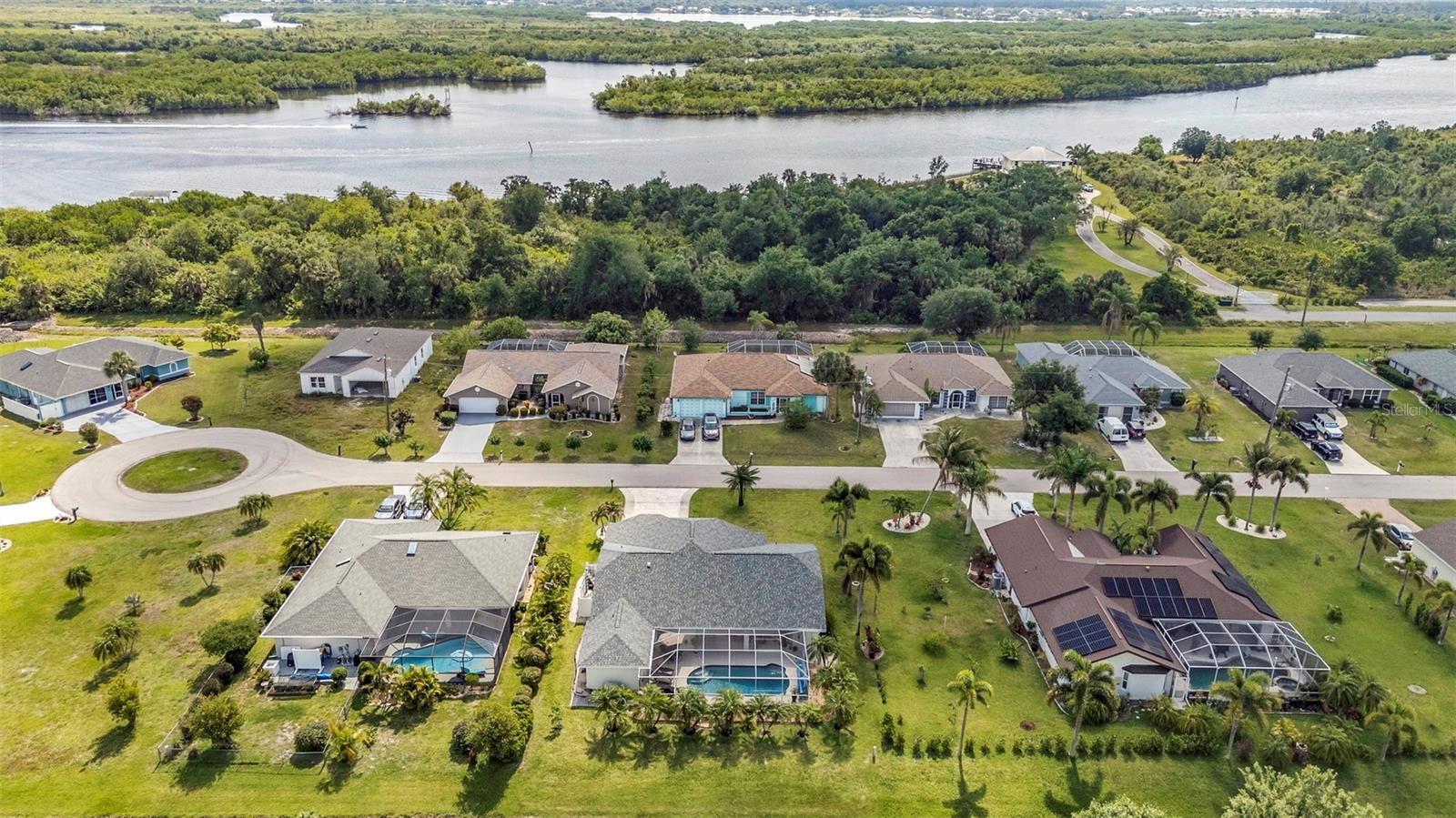 303 PARAMARIBO ST