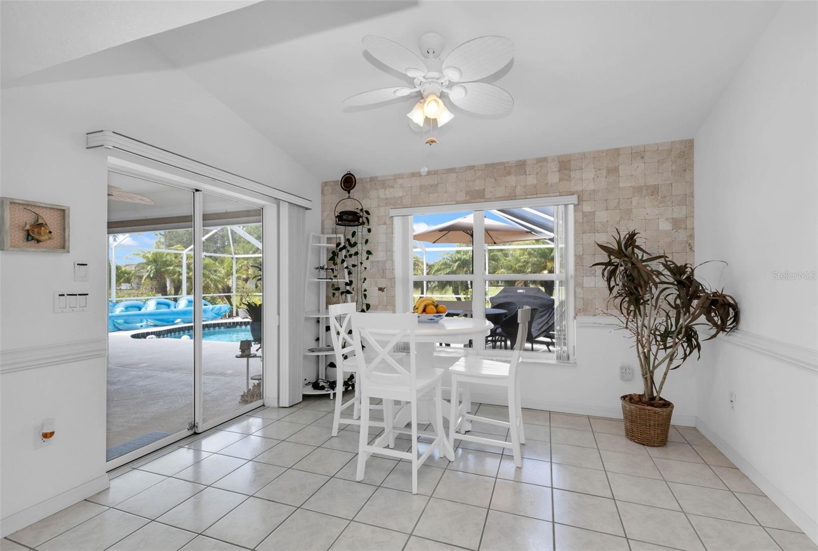 303 PARAMARIBO ST