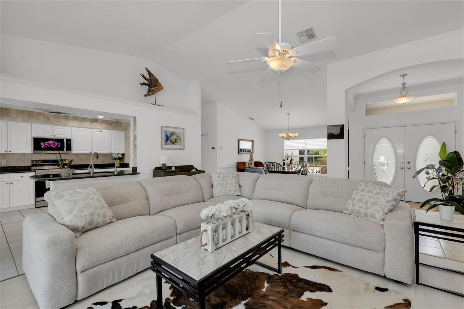 303 PARAMARIBO ST