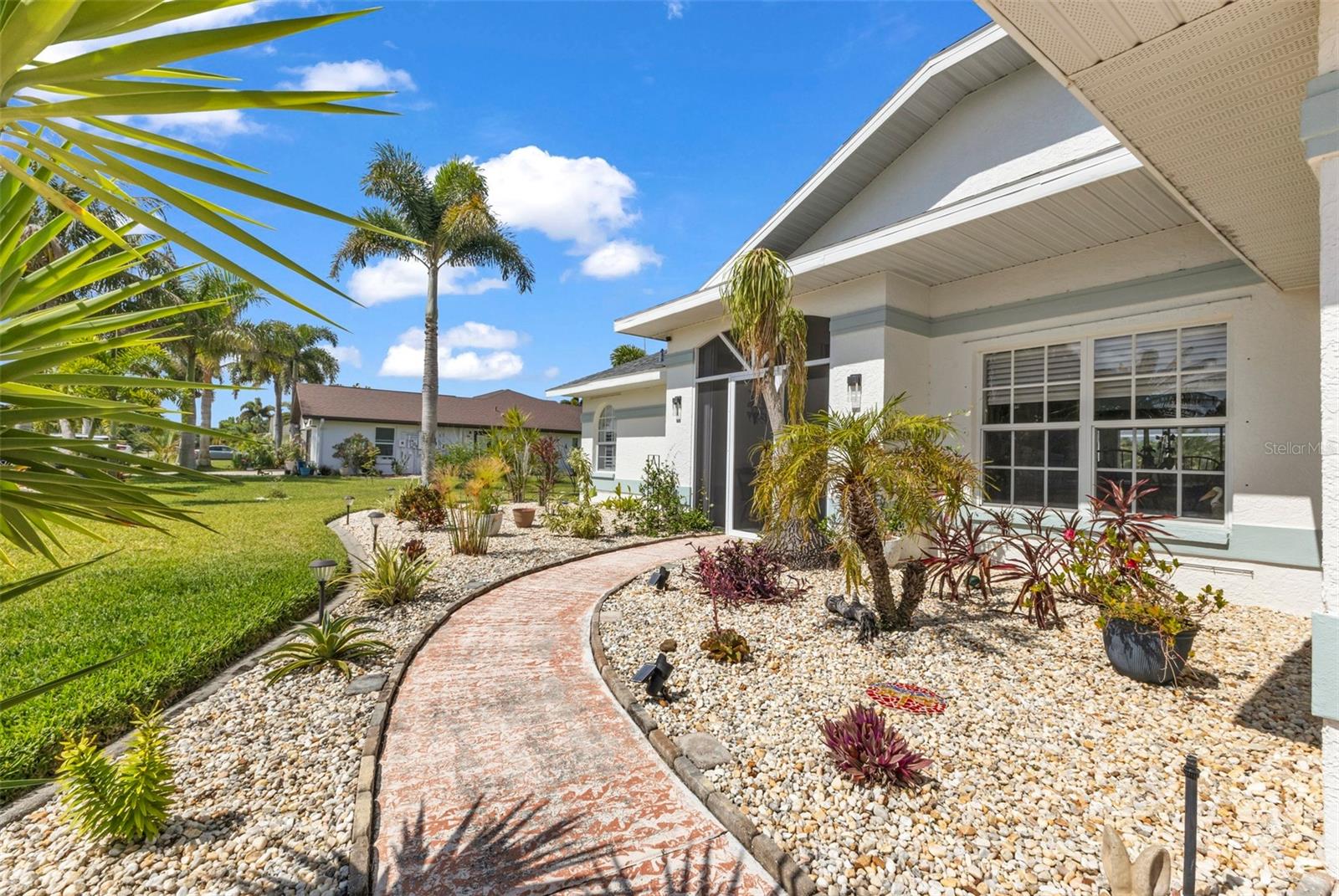 303 PARAMARIBO ST
