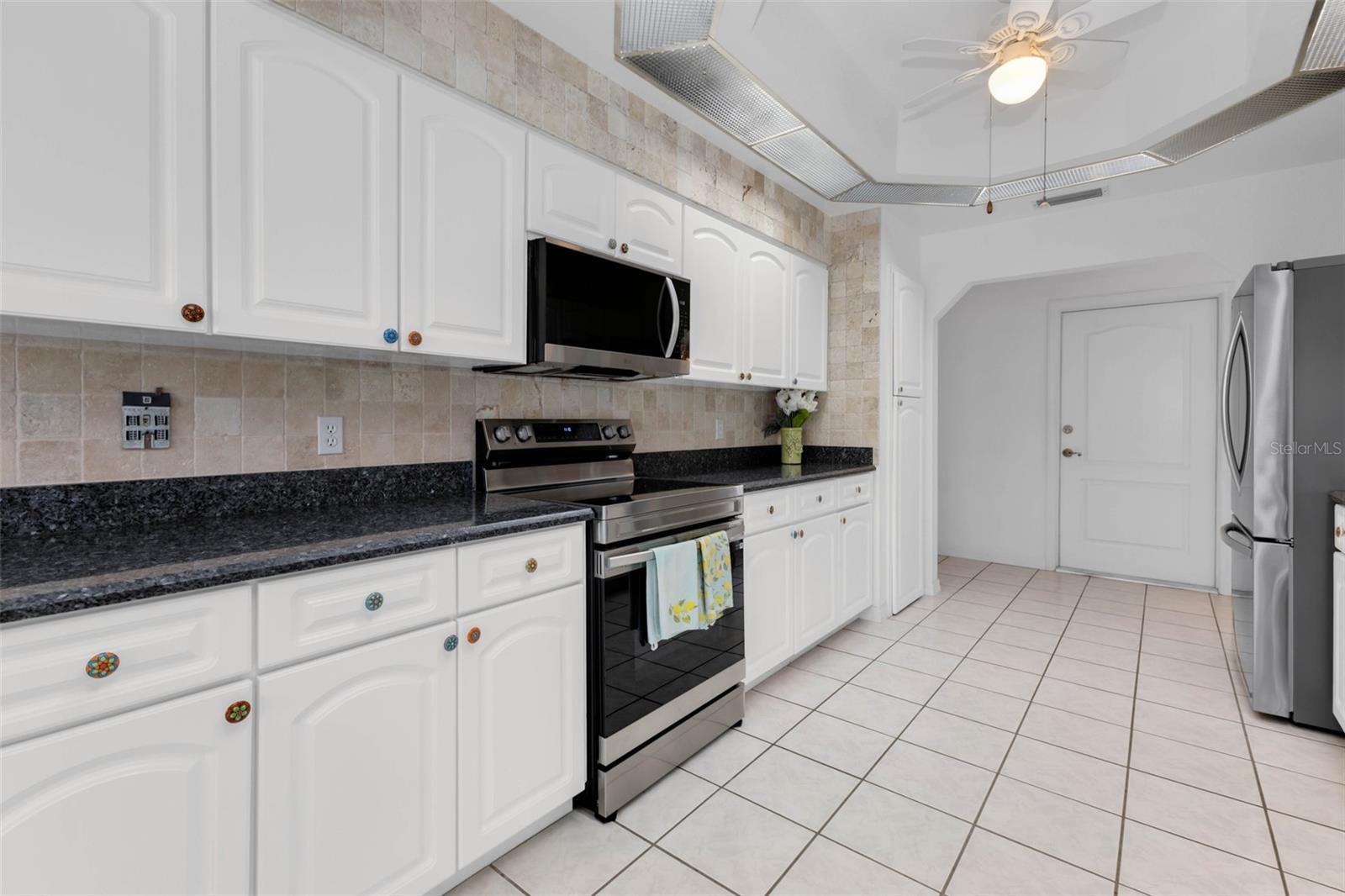 303 PARAMARIBO ST