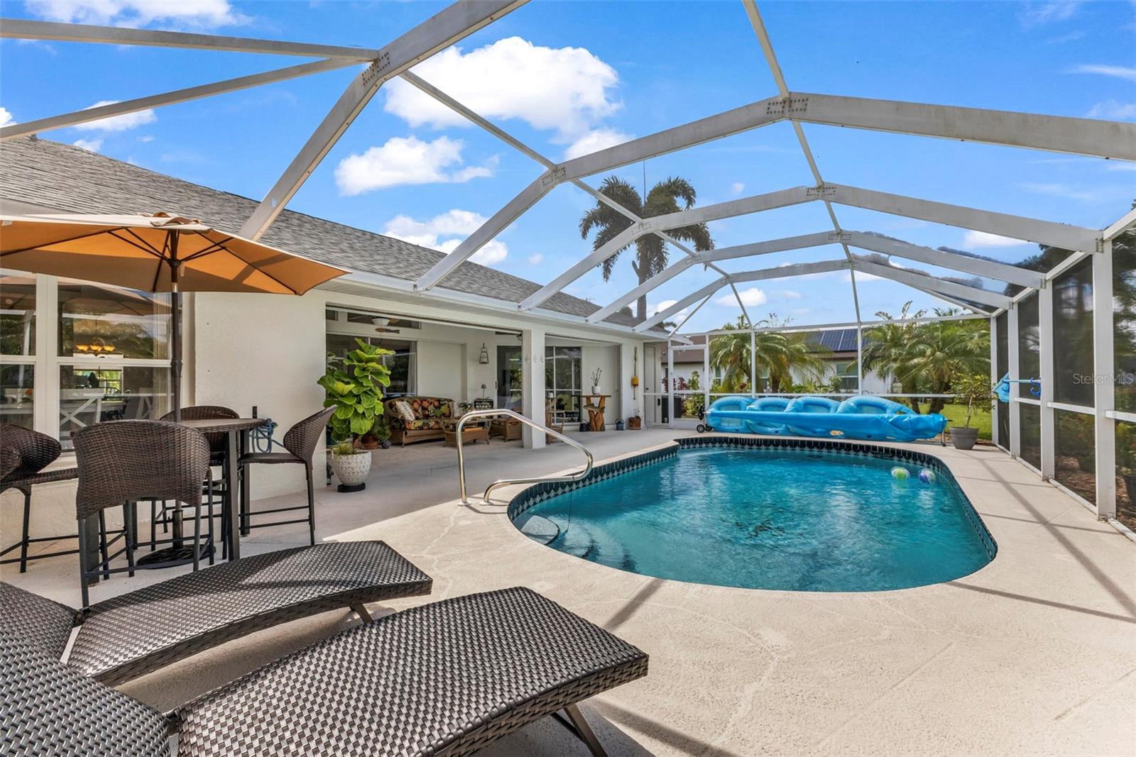 303 PARAMARIBO ST