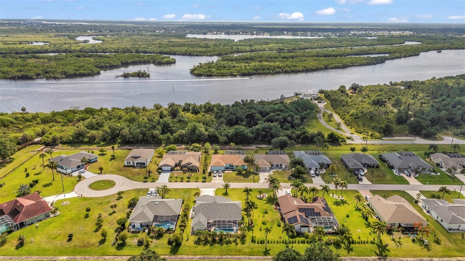 303 PARAMARIBO ST