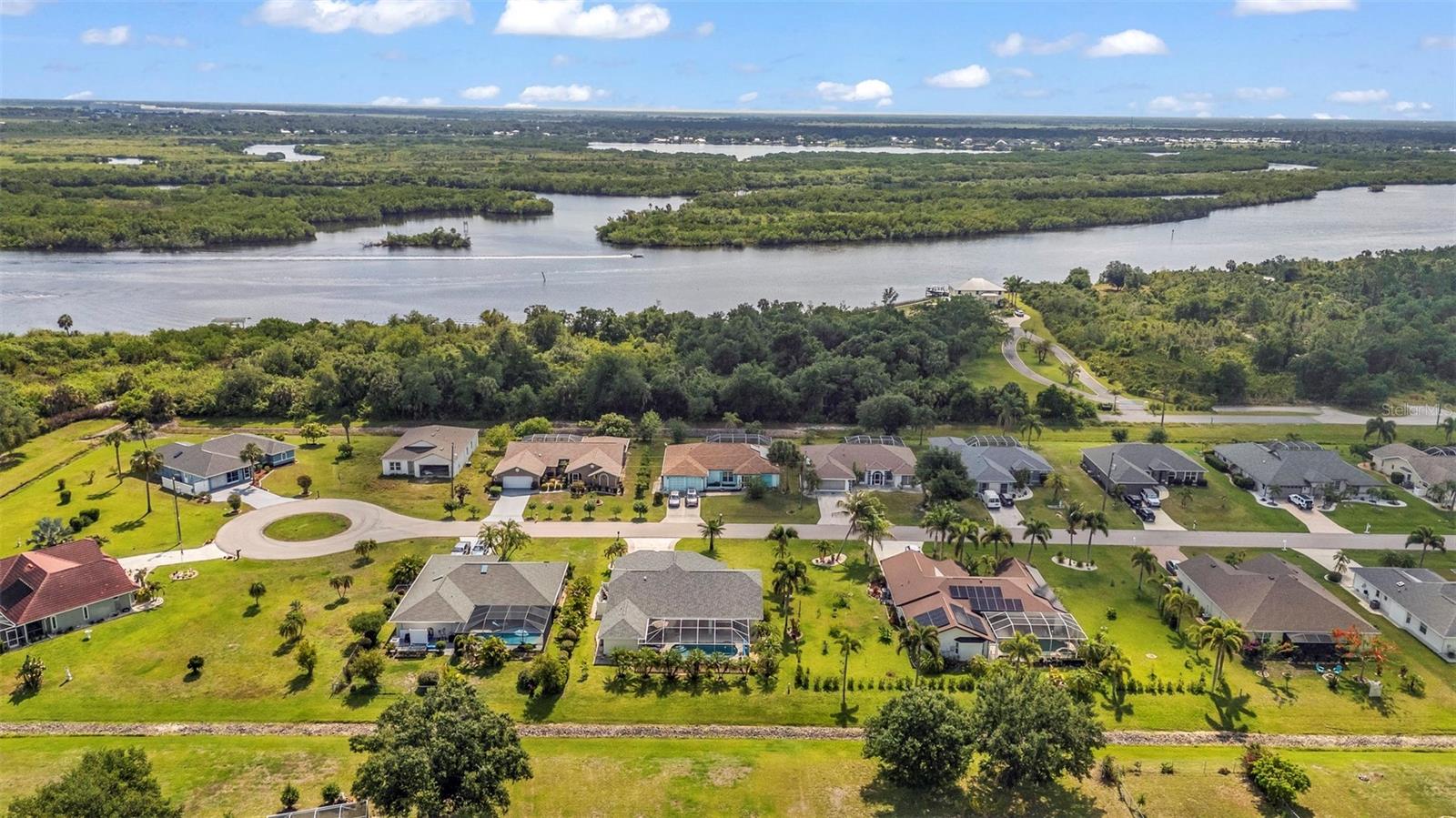 303 PARAMARIBO ST